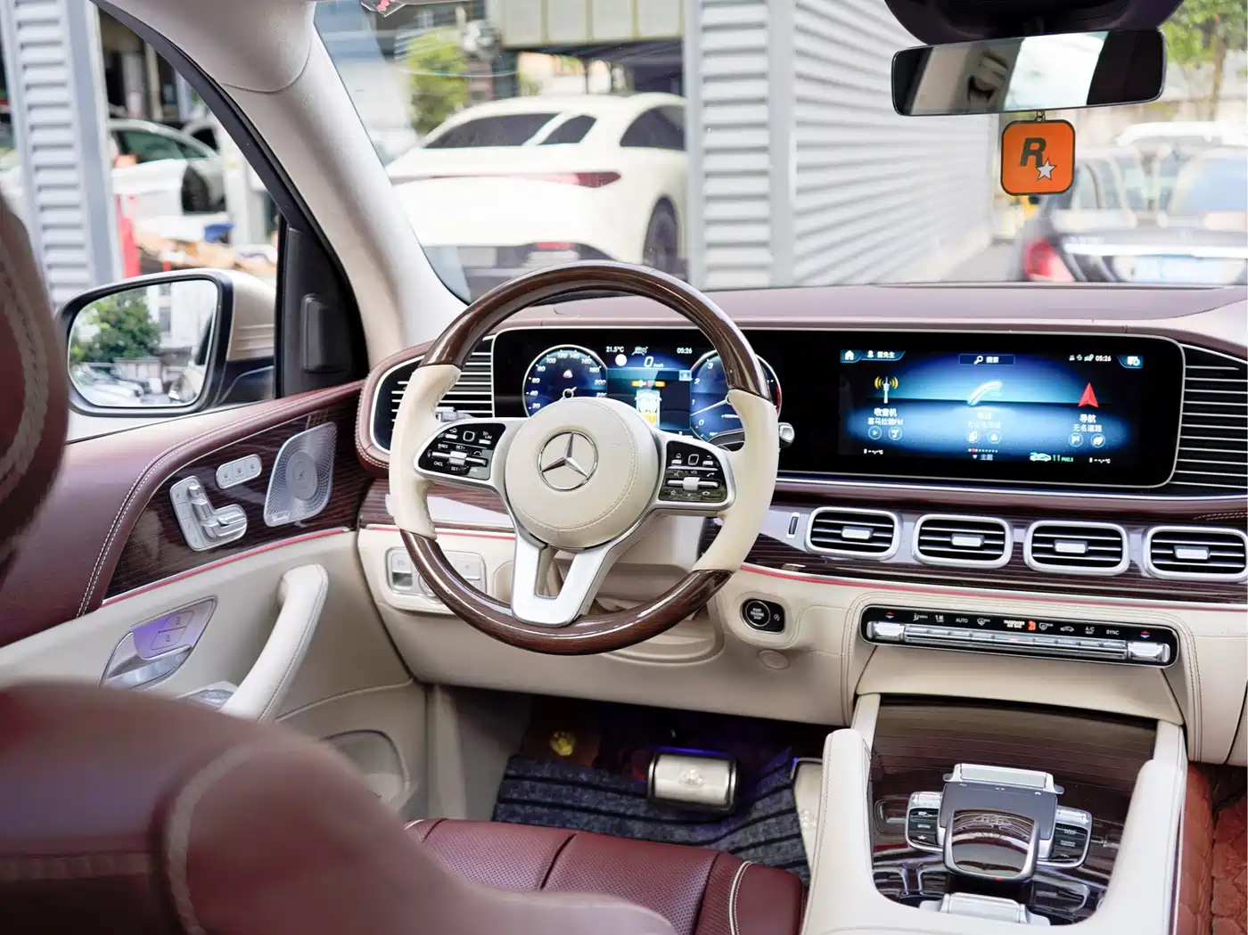 Mercedes-Benz Maybach GLS 2021 GLS 480 4MATIC фото 17