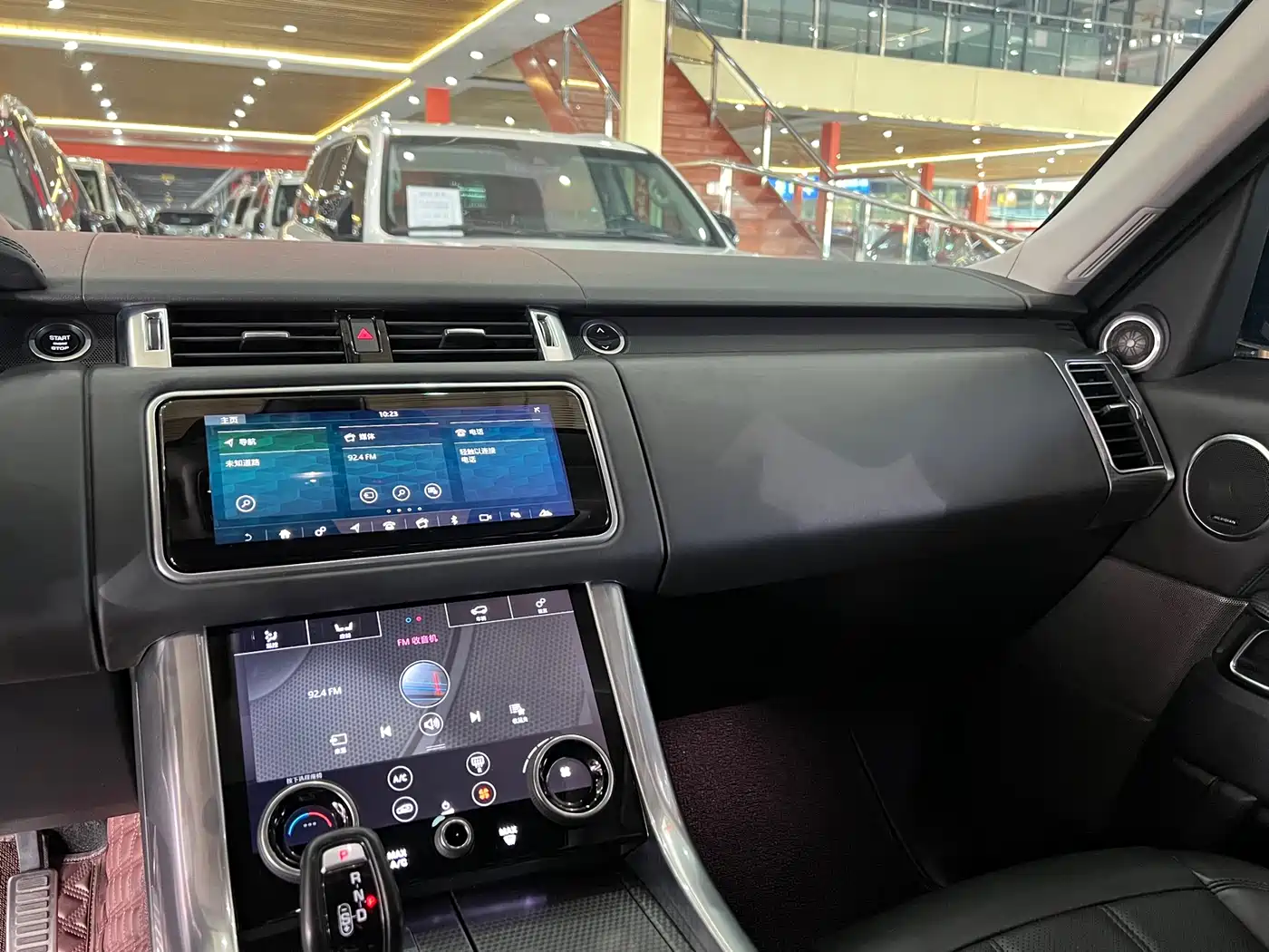 Land Rover Range Rover Sport 2019 3.0 L6 HSE DYNAMIC фото 9