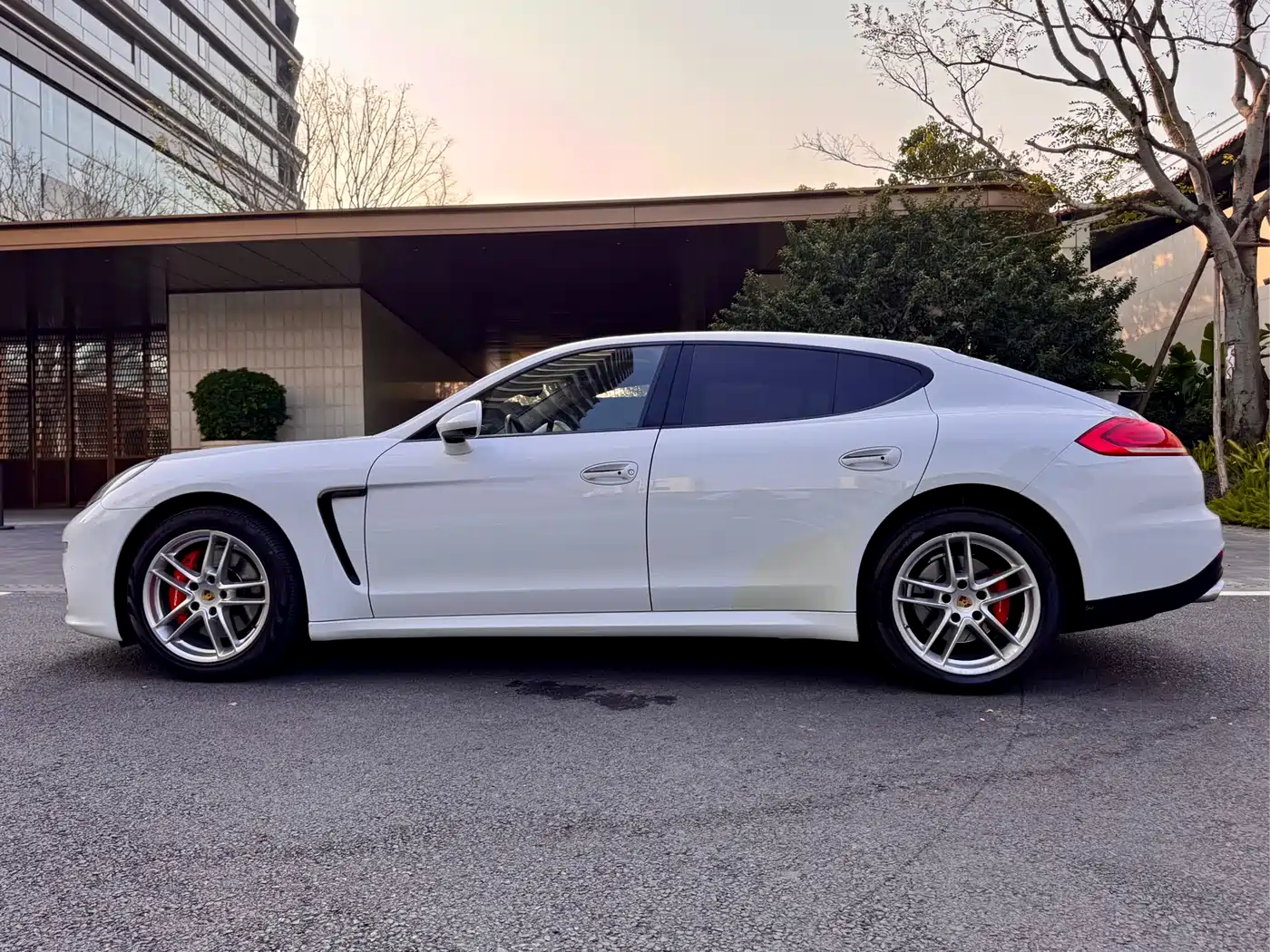 Porsche Panamera 2014 Panamera 3.0T фото 7