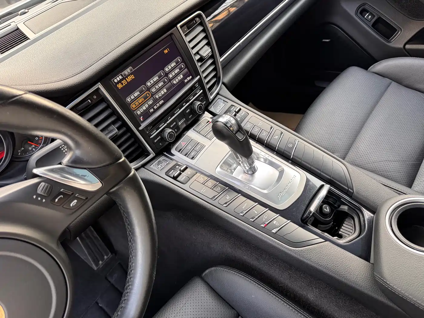 Porsche Panamera 2014 Panamera 3.0T фото 13