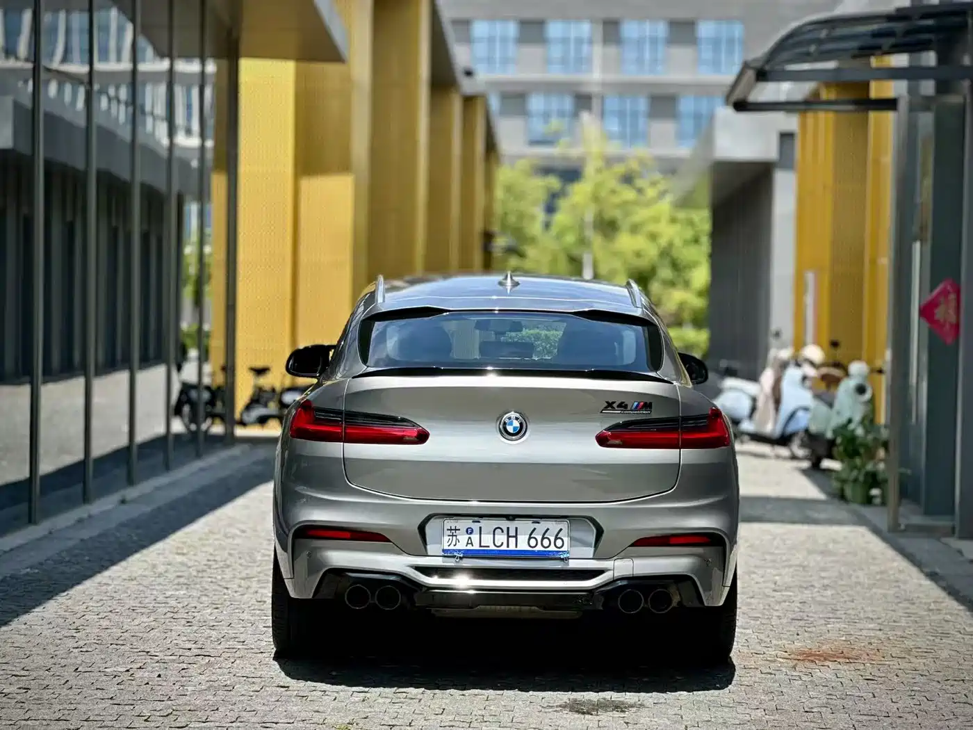 BMW X4 M 2019 X4 M Competition фото 17