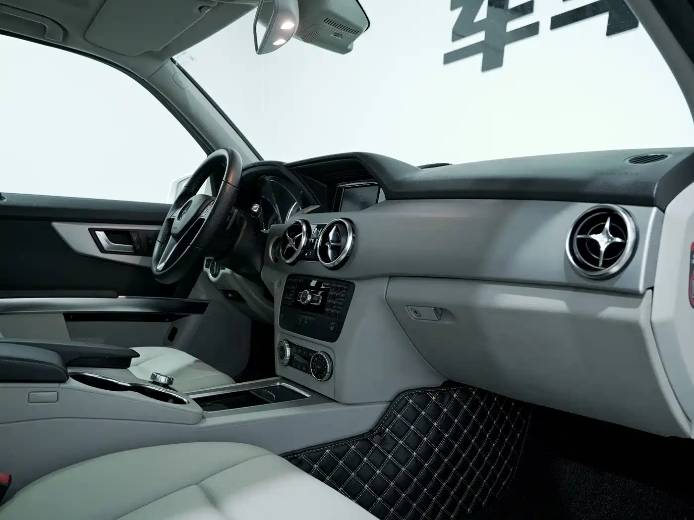 Mercedes-Benz GLK-Class 2013 Facelift GLK 300 4MATIC Fashion фото 11