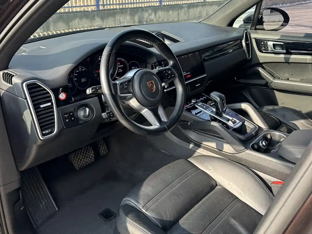 Porsche Cayenne 2019 Cayenne 3.0T фото 4