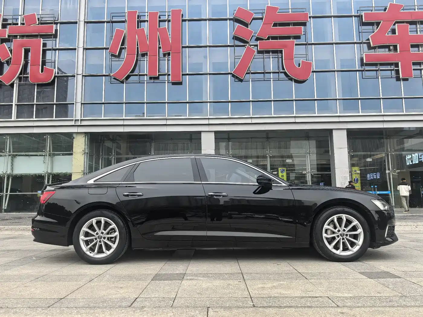 Audi A6L 2021 40 TFSI Luxury Elegance фото 5