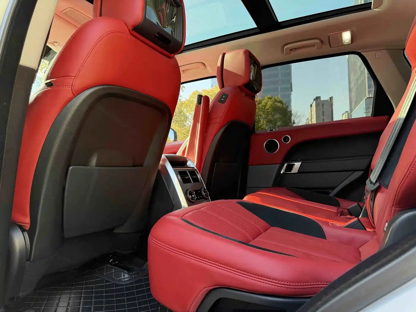 Land Rover Range Rover Sport 2020 3.0 L6 HSE DYNAMIC фото 12