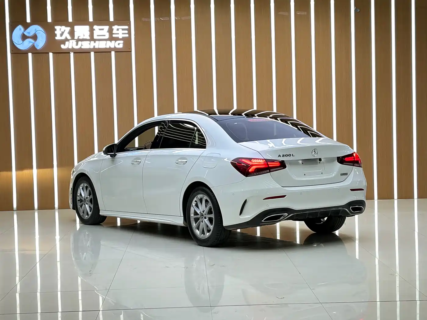 Mercedes-Benz A-Class 2019 A 200 L Sport Sedan фото 19
