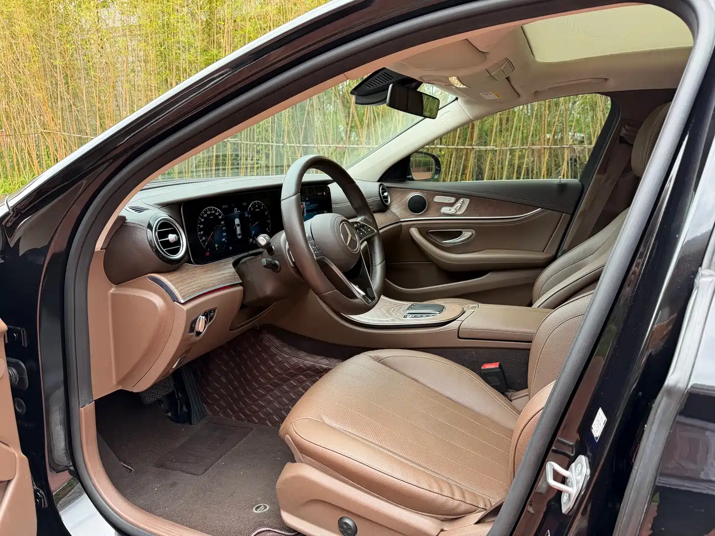 Mercedes-Benz E-Class 2021 E 300 L Fashion фото 7