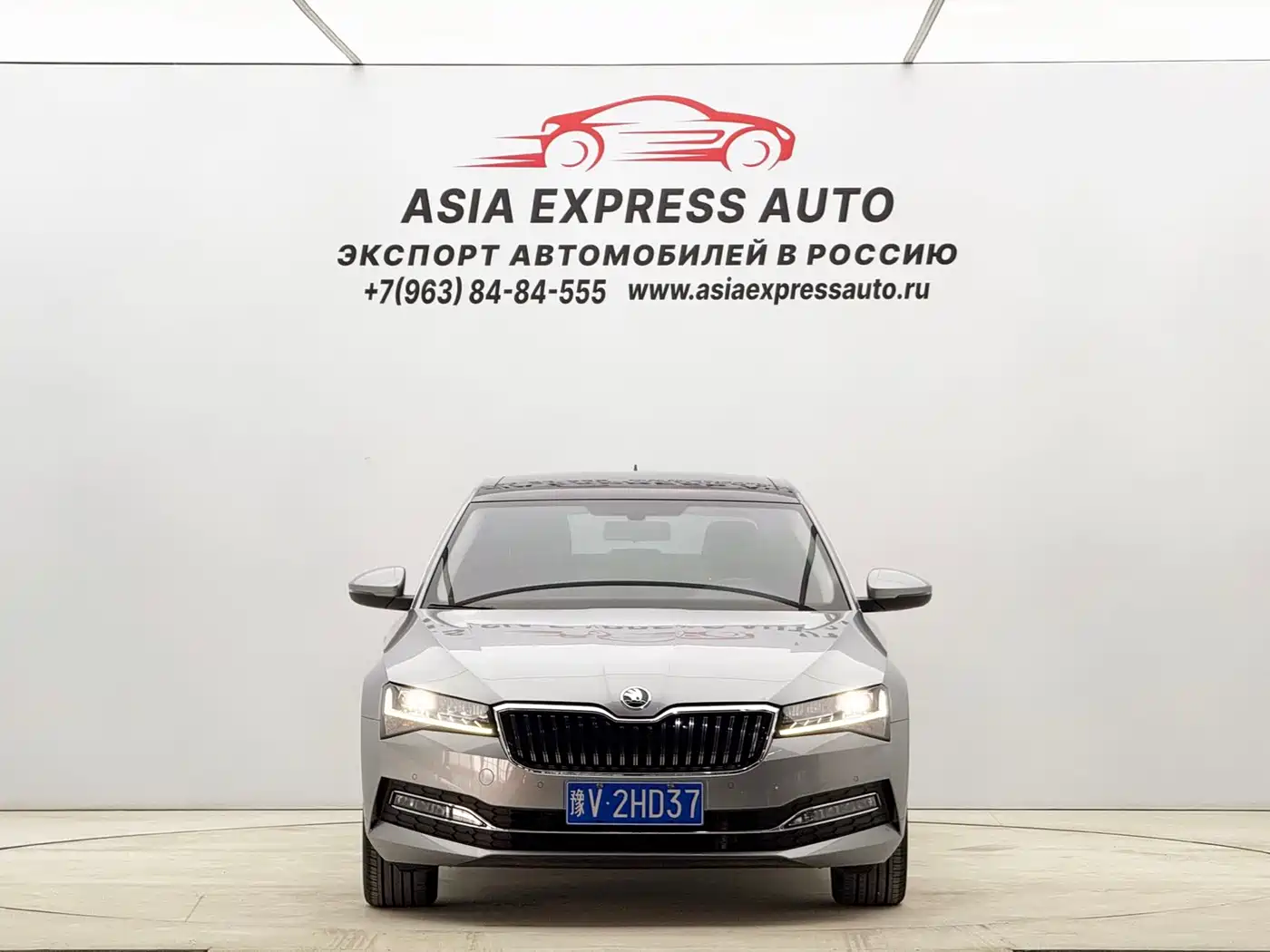 Škoda Superb 2023 TSI280 DSG Premium Edition фото 2