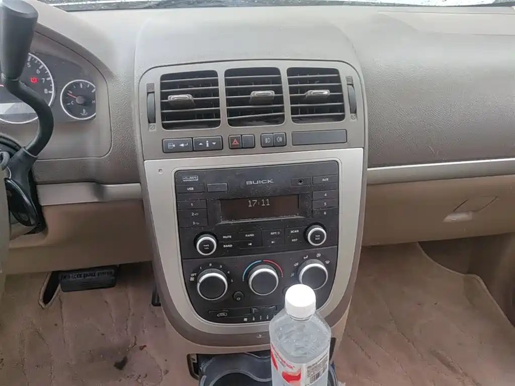 Buick GL8 2014 2.4L Comfort Edition фото 13