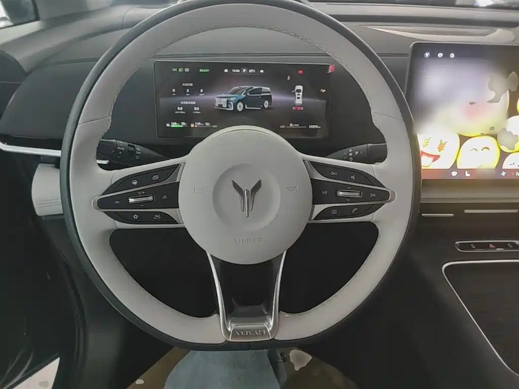 Voyah Auto Voyah Dreamer 2025 Model PHEV 4WD Excellent QianKun Edition фото 11