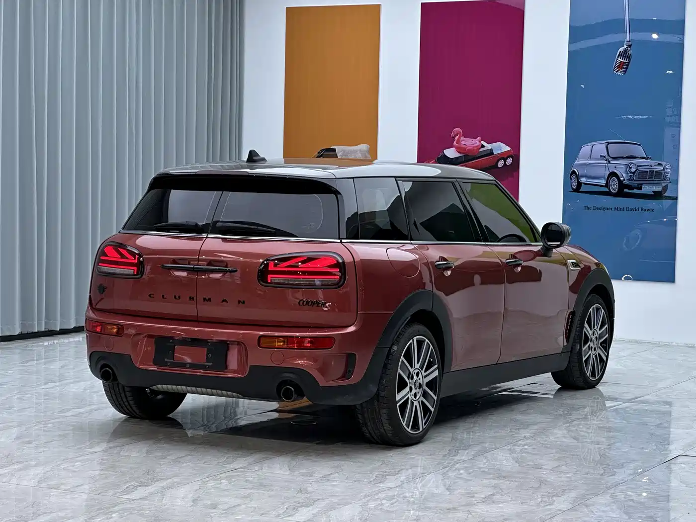 MINI CLUBMAN
