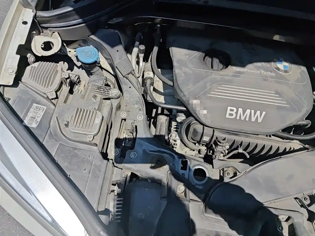 BMW X1 2018 sDrive18Li Premium Model фото 21