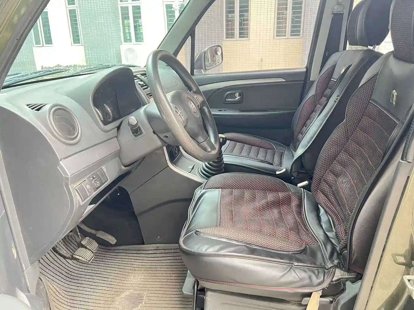Suzuki Beidouxing X5 2013 2013 Luxury 1.4L Standard