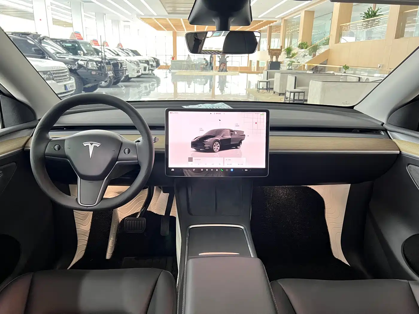 Фото 8 - Tesla Model Y