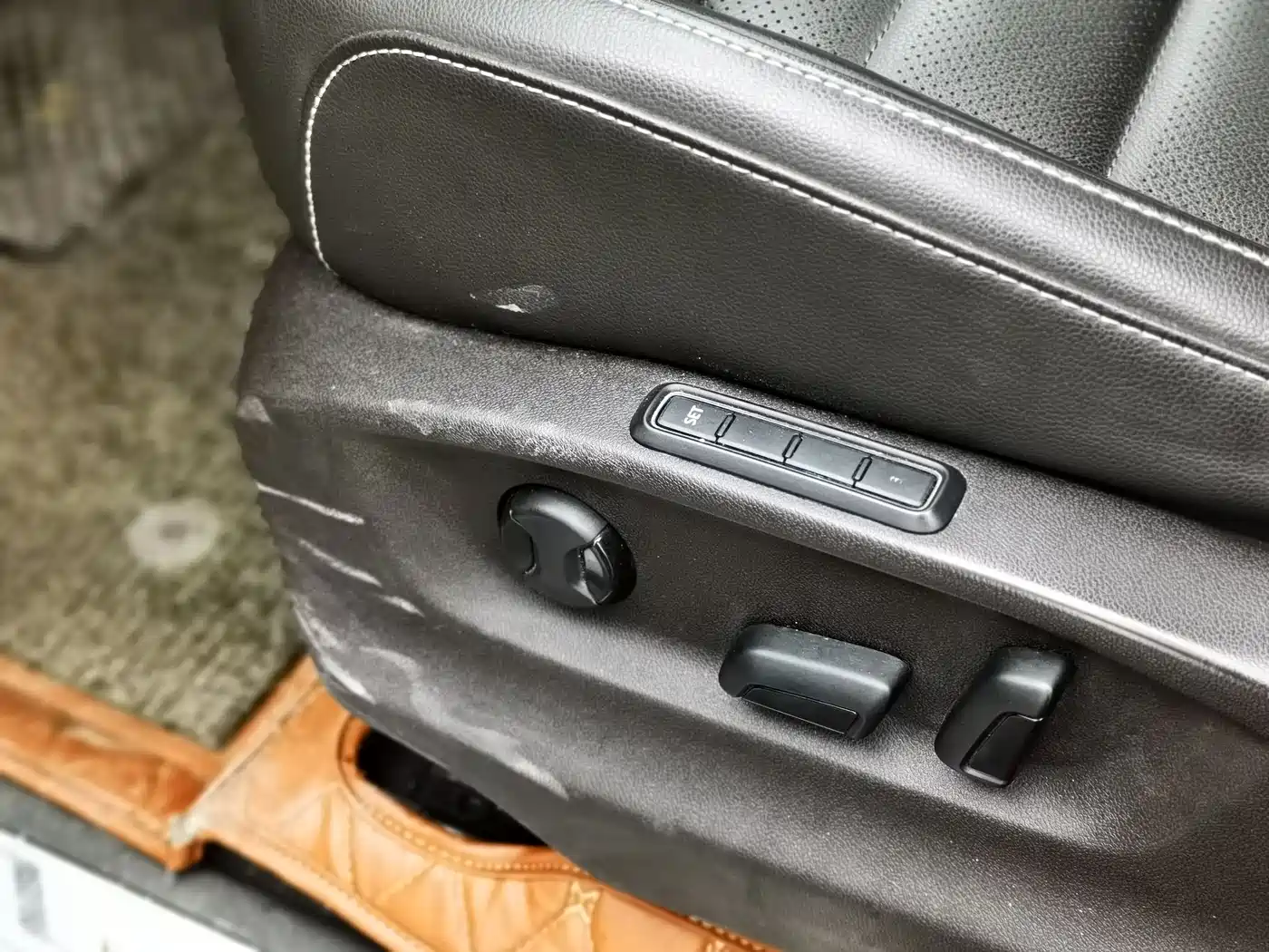 Volkswagen Teramont 2017 530 V6 4WD Flagship Edition фото 9