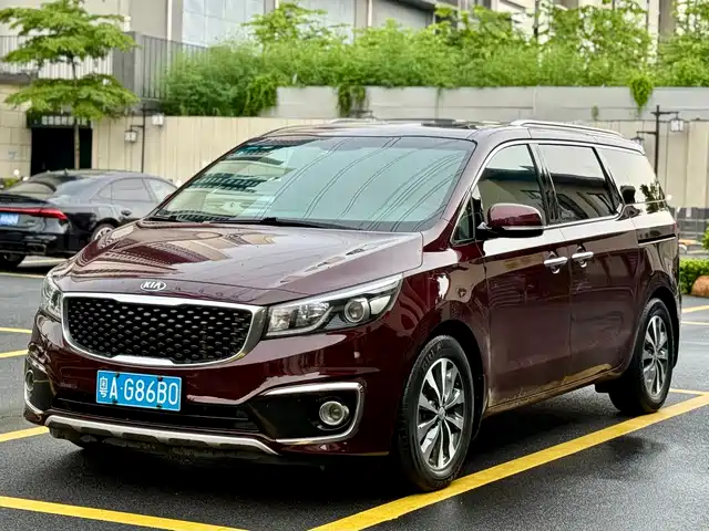  Kia Carnival (Import) 2015 2.2T Luxury China IV