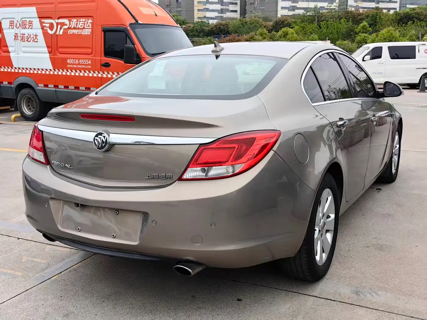 Buick Regal 2012 Model 2.0L Luxury фото 10