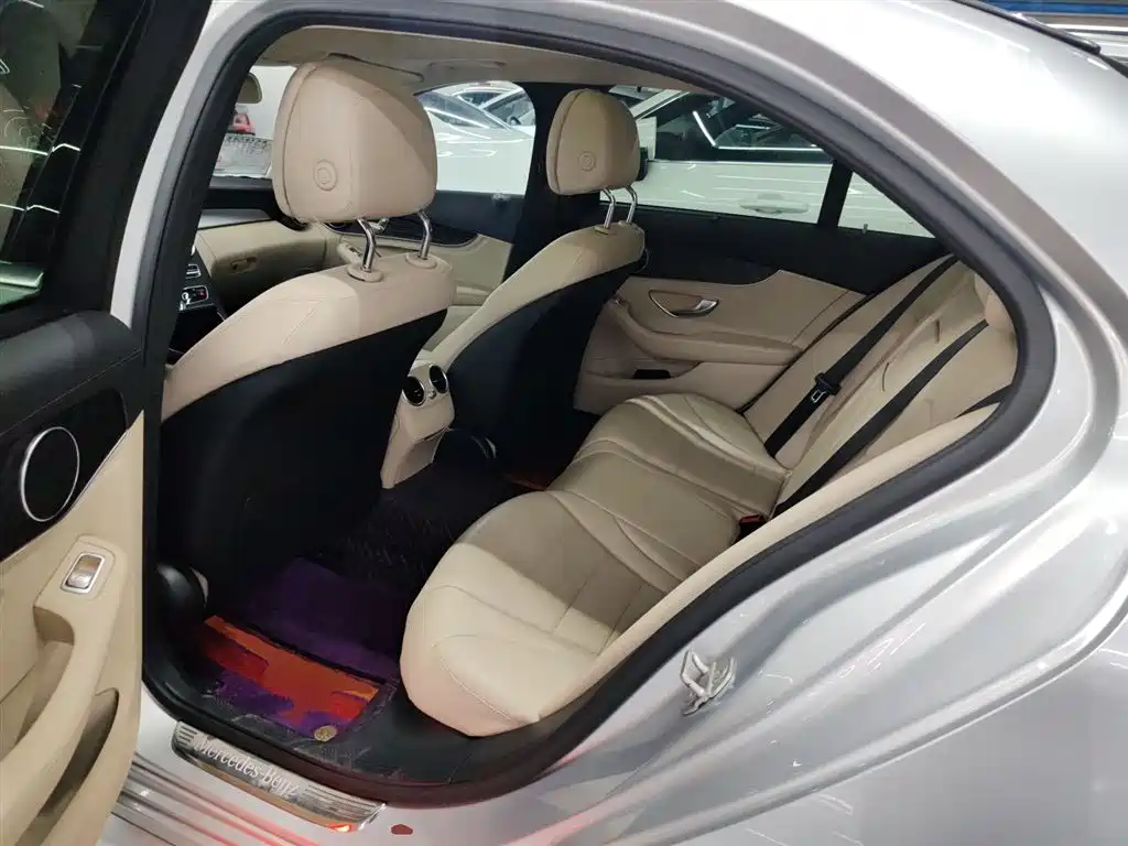 Mercedes-Benz C-Class 2015 C 200 L Sport фото 17
