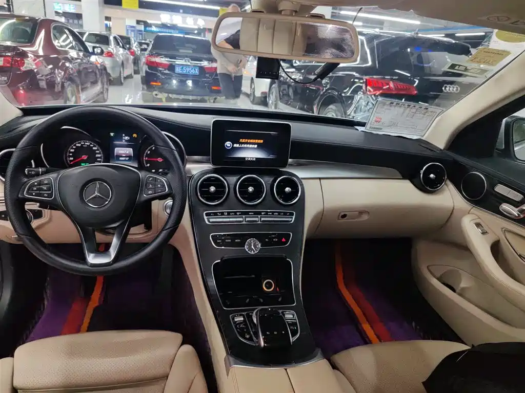 Mercedes-Benz C-Class 2015 C 200 L Sport фото 13