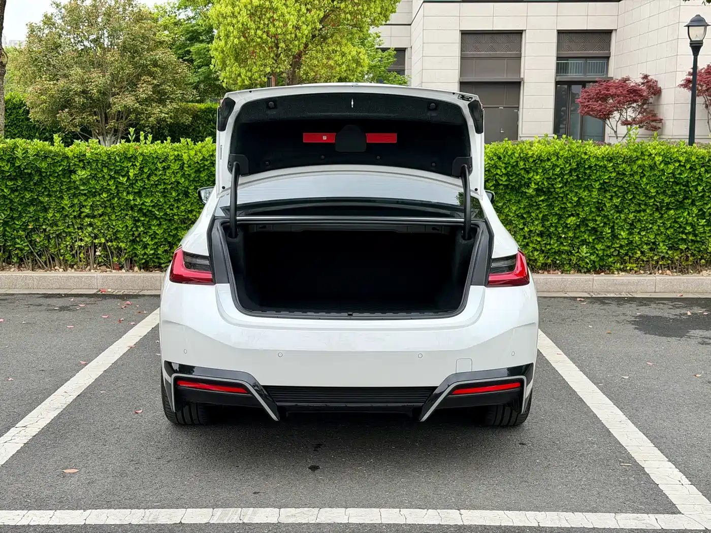 BMW i3 2025 eDrive 35 L фото 8