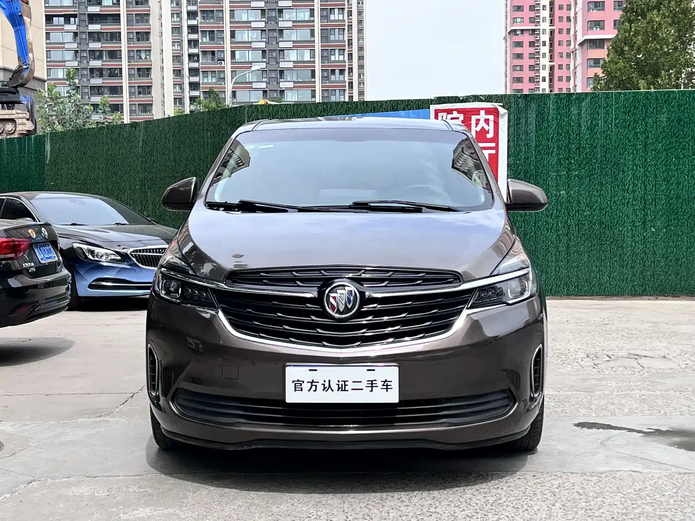 Buick GL8 2022 Land Business Class 652T Luxury фото 3