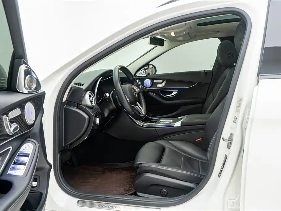 Mercedes-Benz C-Class (Import) 2020 Model C 260 Estate фото 20