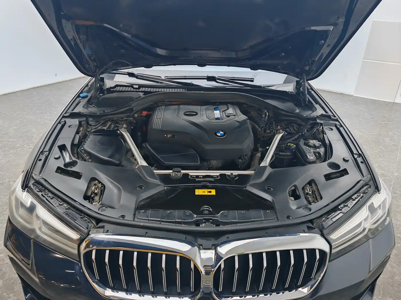BMW 5 SERIES NEW ENERGY