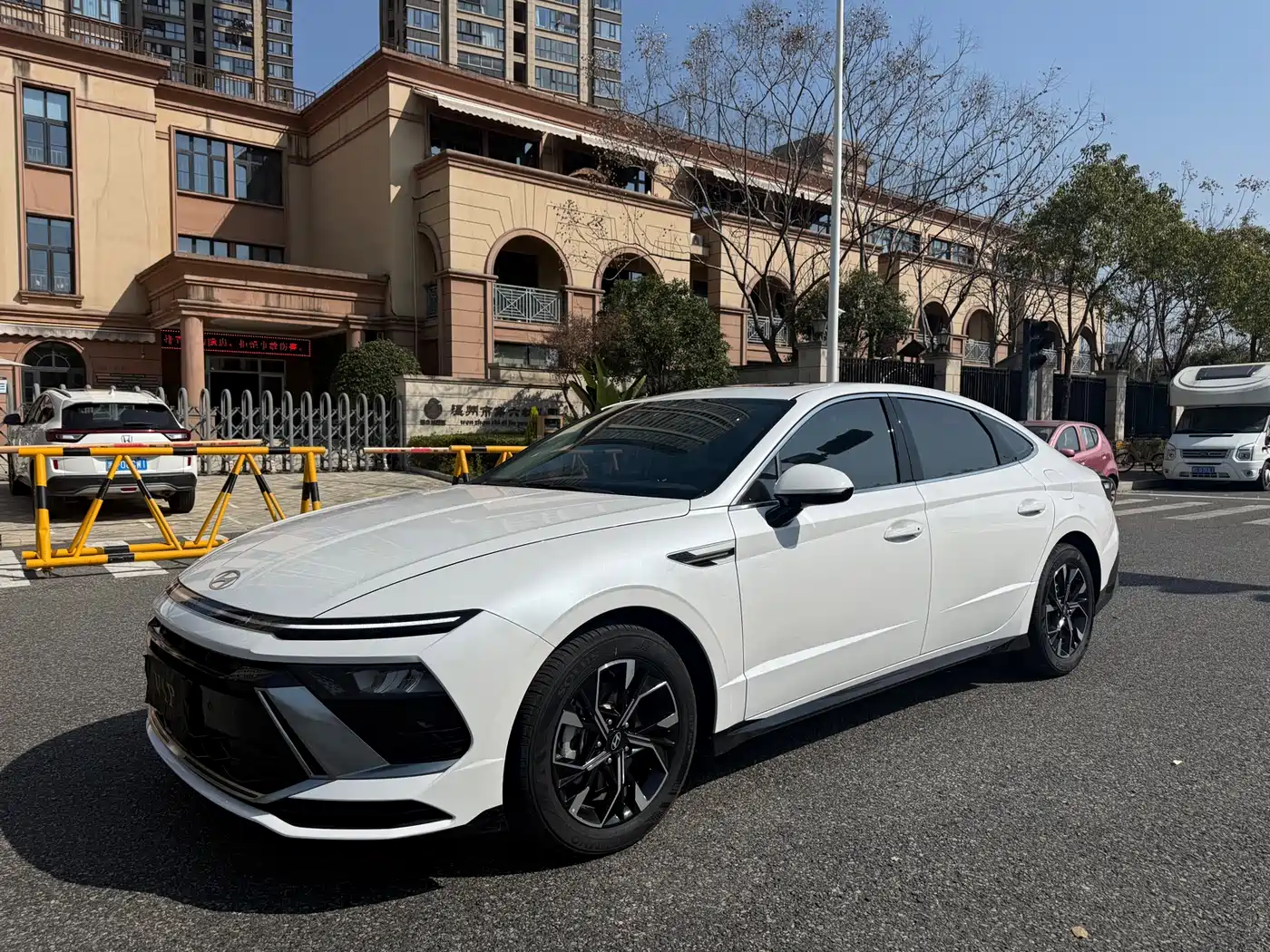 Hyundai Sonata 2024 1.5T Pro