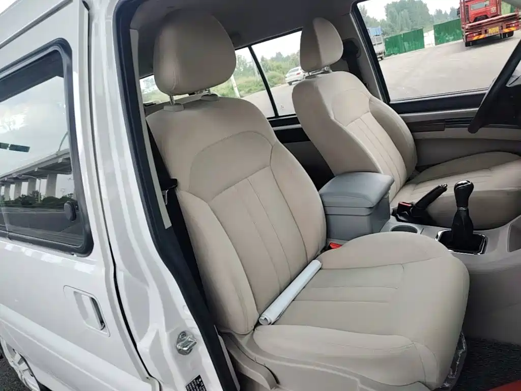  Dongfeng Fengxing Lingzhi 2019 M5L 1.6L 7-seat Base Model China VI 25