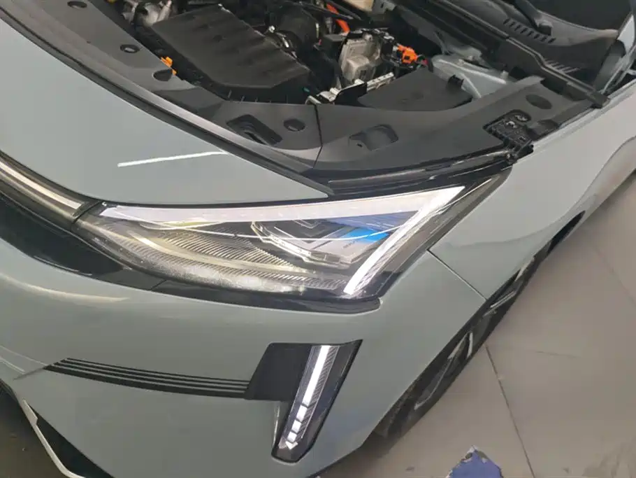 Geely Galaxy Galaxy L6 2024 125km PLUS Soaring Dragon Edition фото 5