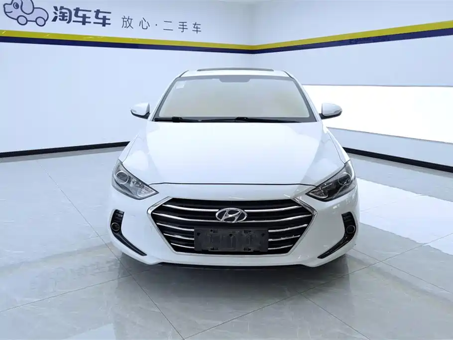 Hyundai Elantra 2018 1.4T DCT Dynamic·Vitality Model фото 2