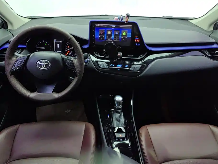 Toyota C-HR 2018 2.0L Leading Sunroof Edition China VI фото 12