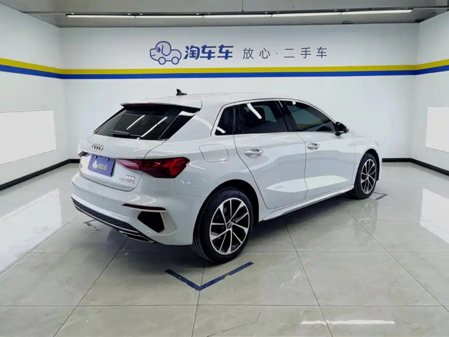 Audi A3 2024 Model Sportback 35 TFSI Progressive Sport фото 3