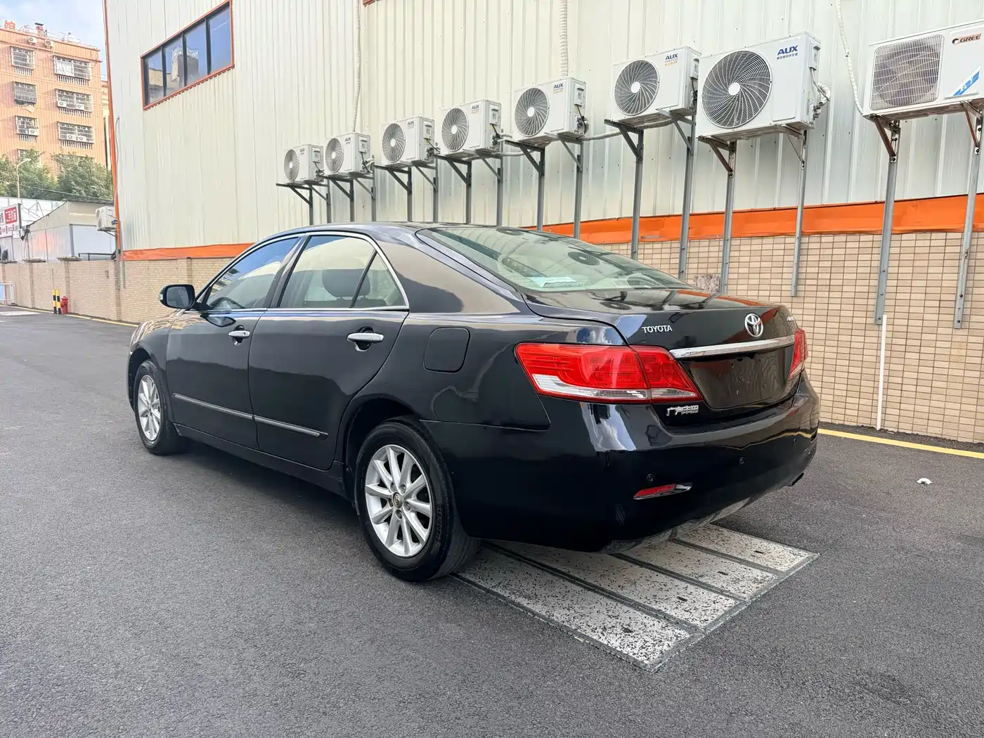 Фото 7 - Toyota Camry