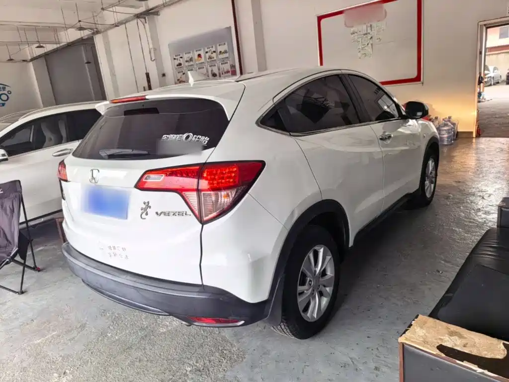 Honda Vezel 2015 2015 1.5L CVT 2WD Comfort