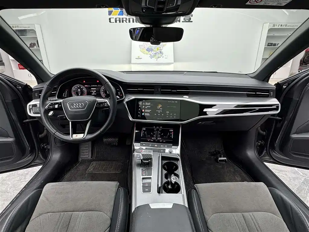 Audi A6L 2021 45 TFSI Exclusive Sport фото 9