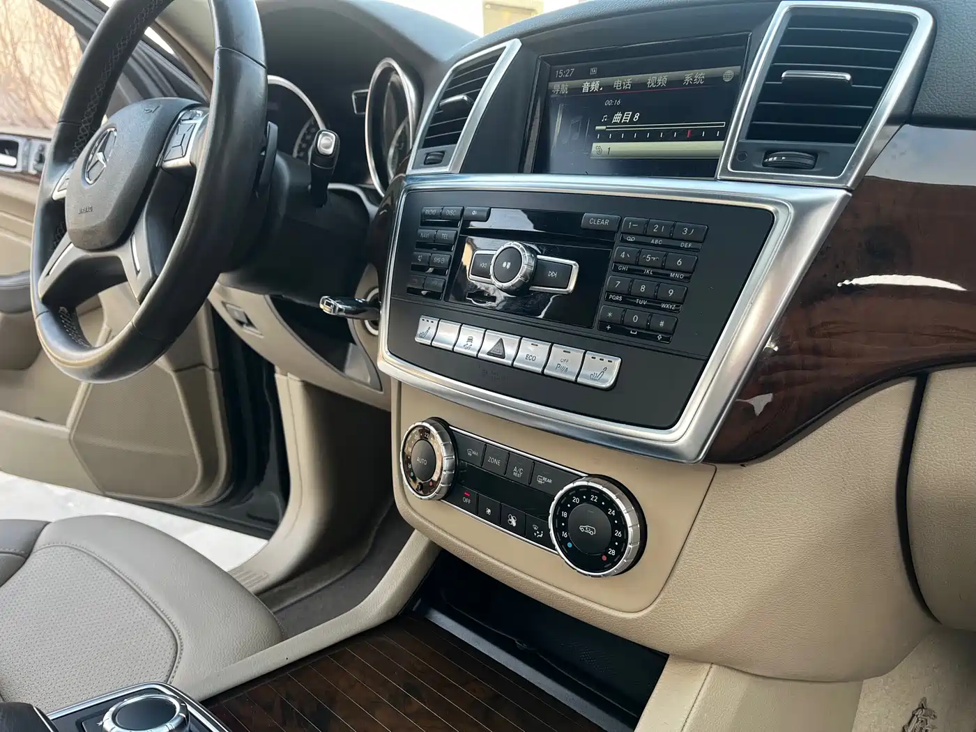 Mercedes-Benz M-Class 2015 ML 400 4MATIC Dynamic фото 11