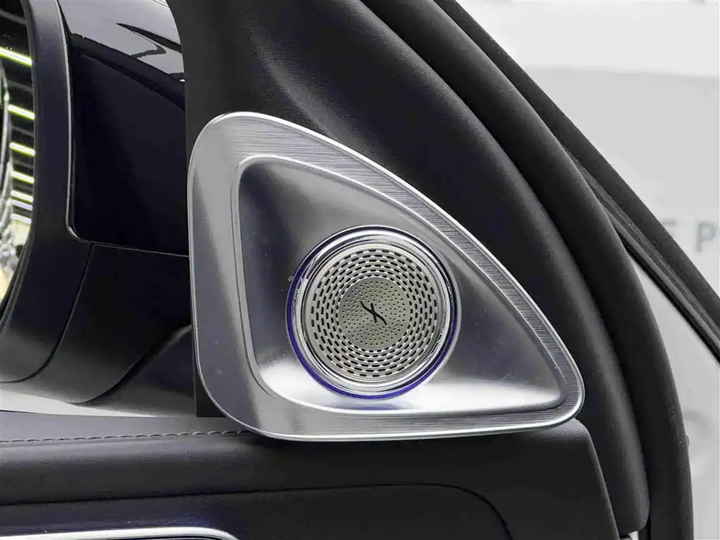 Mercedes-Benz C-Class New Energy 2024 C 350 eL фото 16