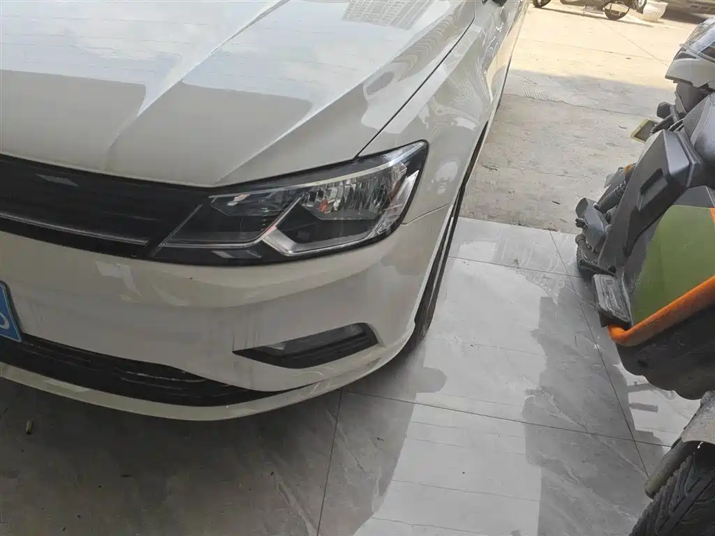 Volkswagen Lamando 2015 230TSI DSG Style фото 24
