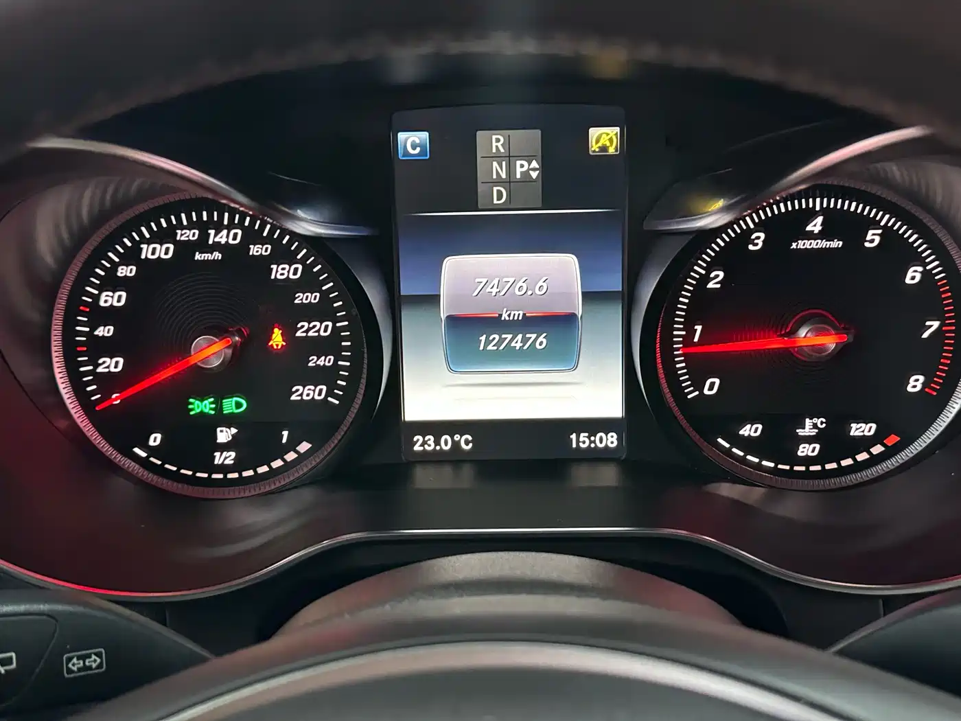 Mercedes-Benz GLC 2017 GLC 300 4MATIC Dynamic фото 19