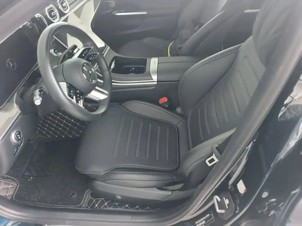 Фото 15 - Mercedes-Benz C-Class