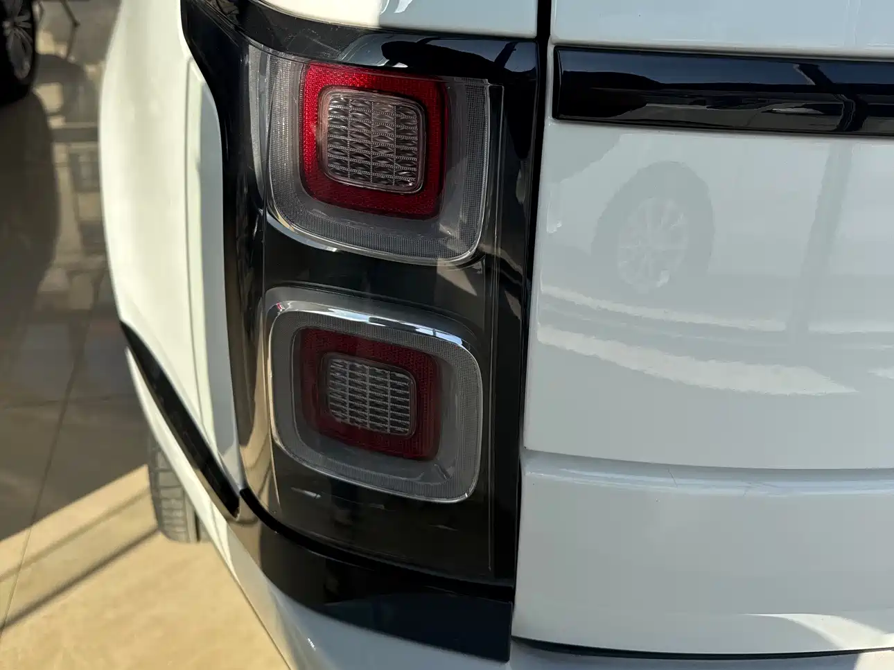 Land Rover Range Rover 2015 3.0 TDV6 Vogue фото 10