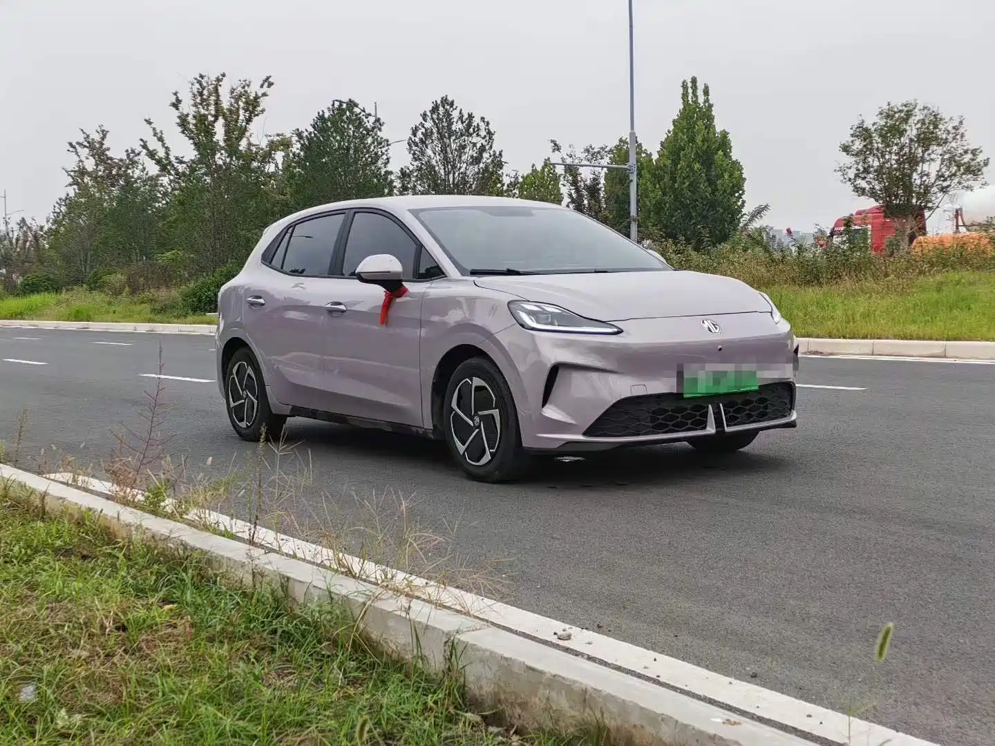 Фото 3 - MG MG4 EV