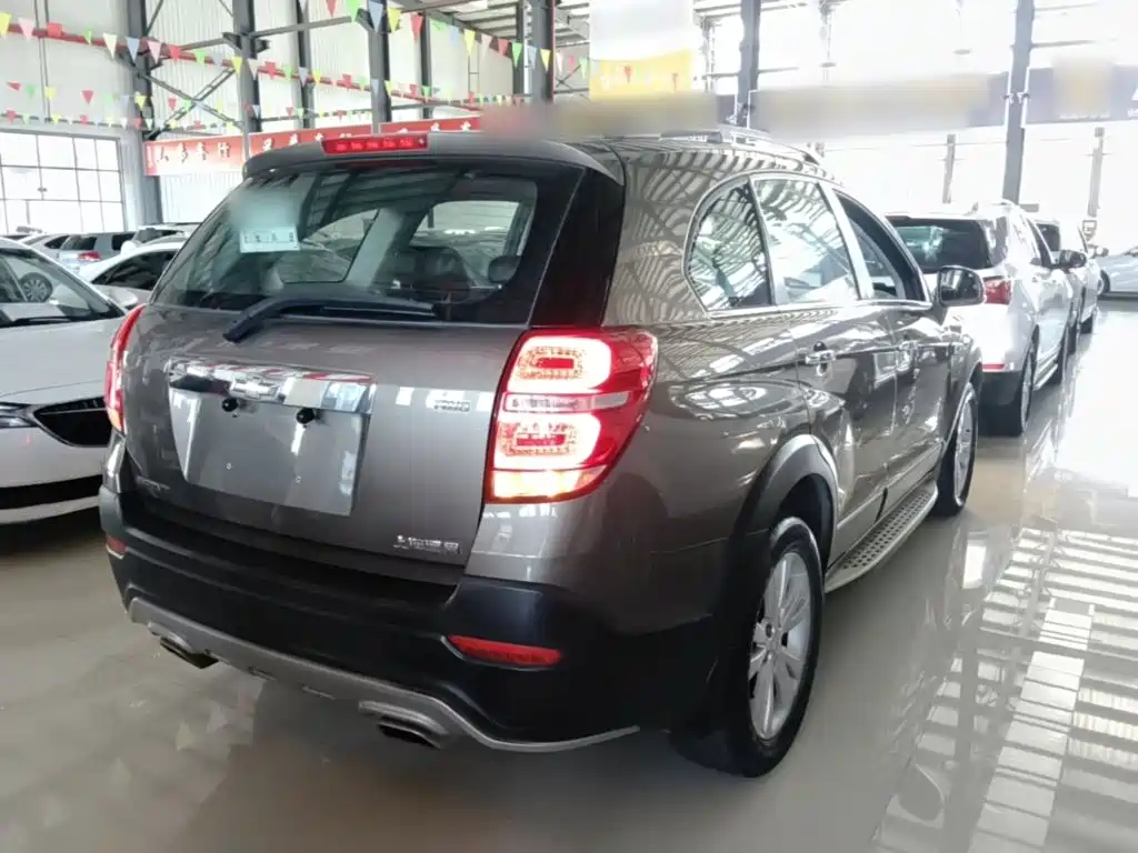 Chevrolet Captiva 2016 2015 2.4L AWD Flagship 7-Seater