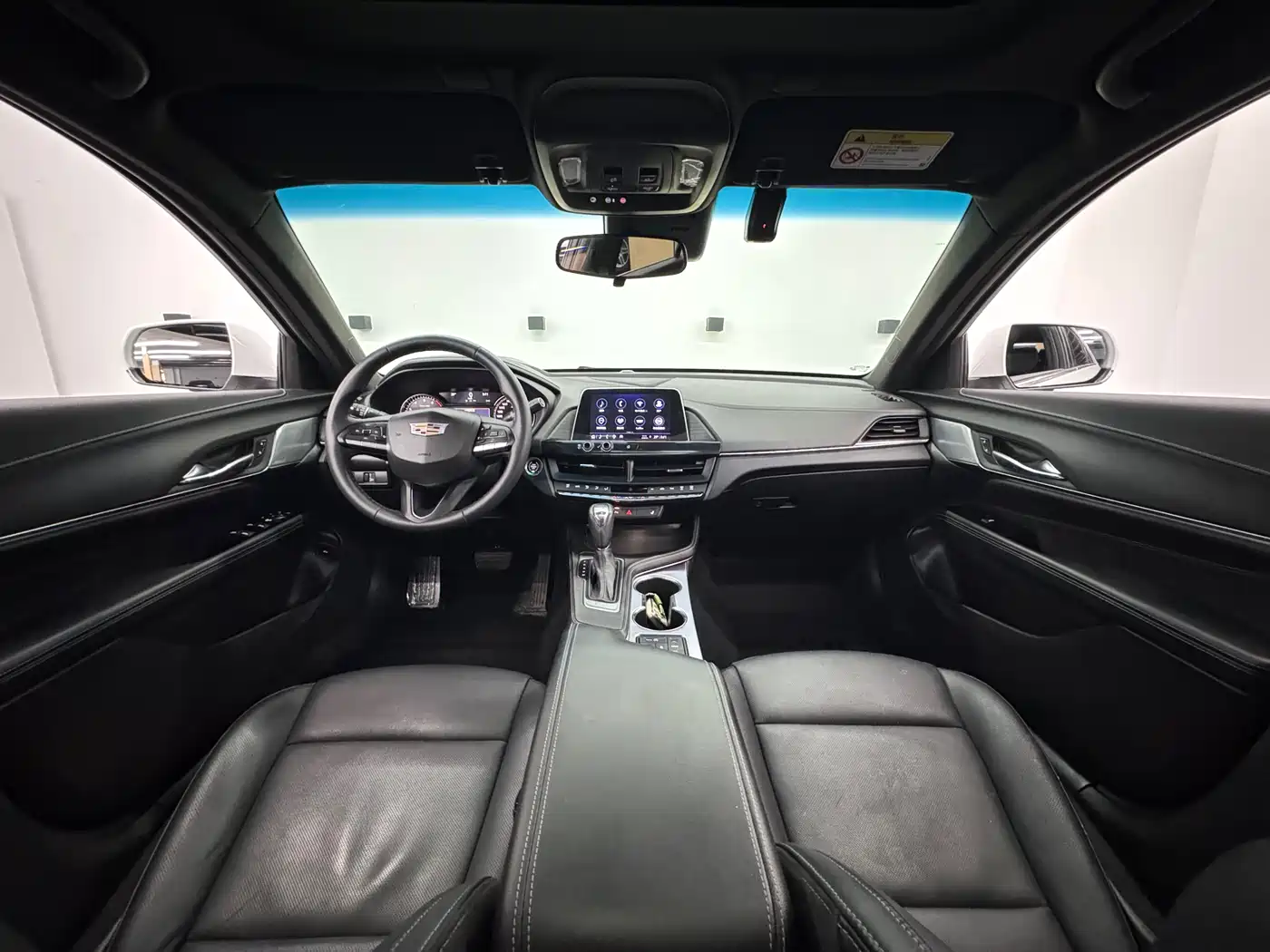 CADILLAC CT4
