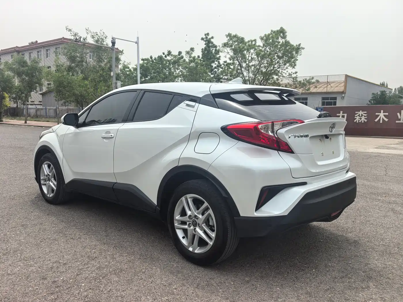 Toyota C-HR 2023 Model 2.0L Comfort Edition фото 7