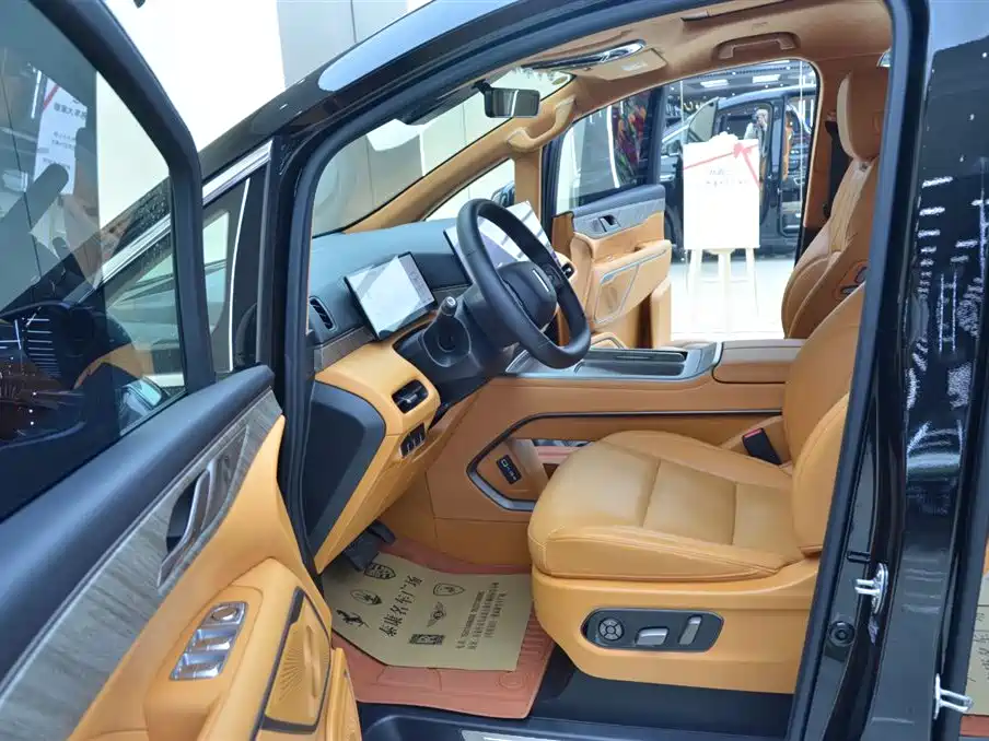 2026 WEY Alpine