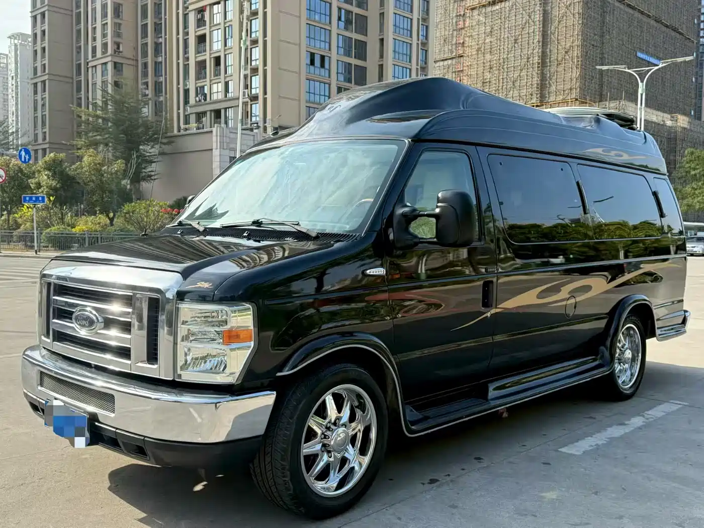Ford E350 2011 5.4L Standard Yacht Edition
