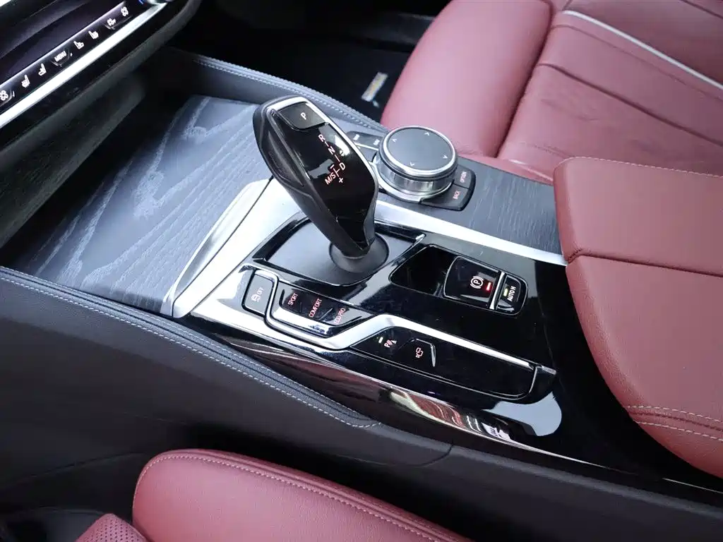 BMW 5 Series 2023 Facelift 530Li Premium M Sport Package фото 12