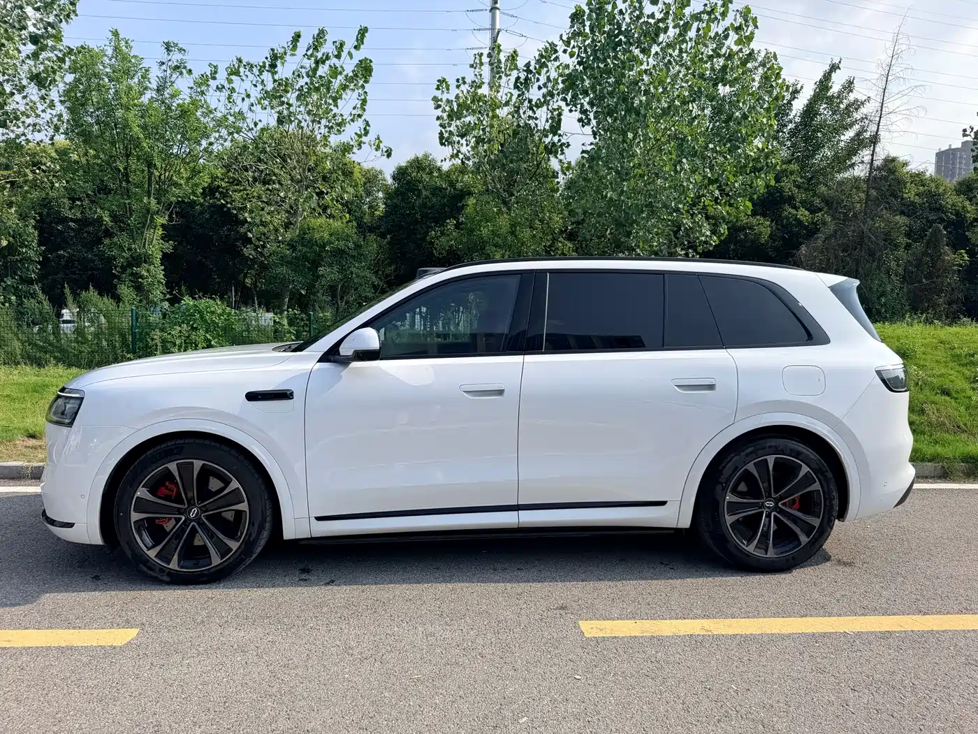 AITO Wenjie AITO M8 2026 2025 Extended Range Ultra 53.4kWh 6-Seater